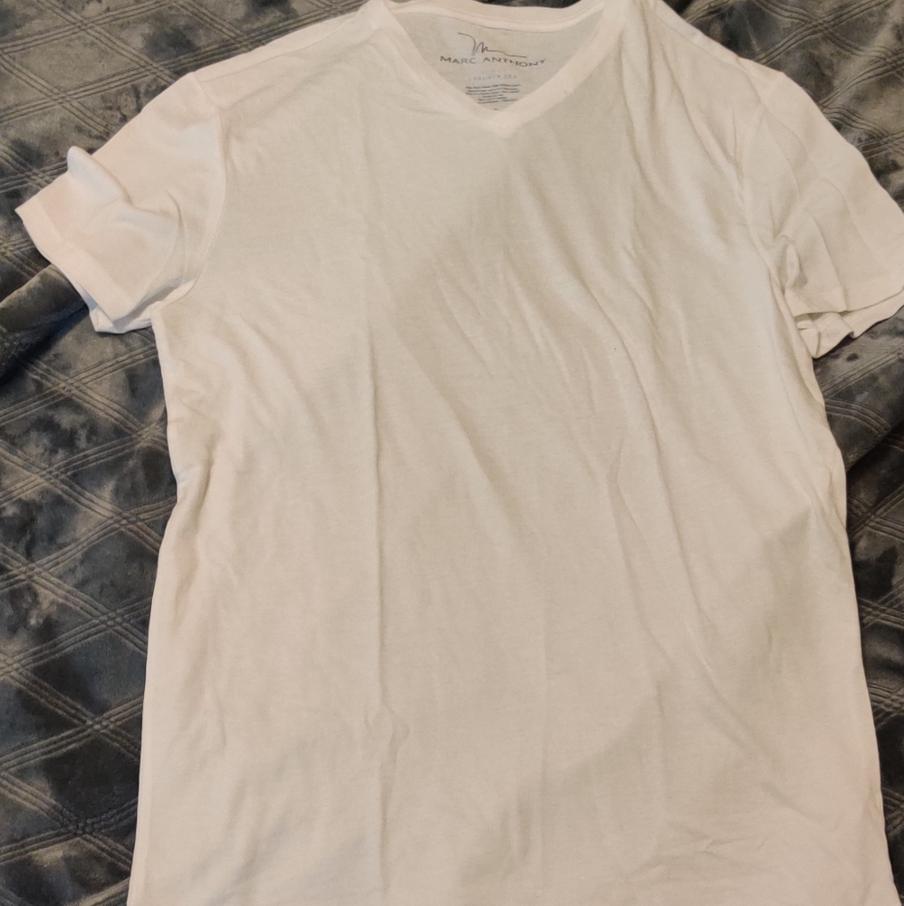 Marc Anthony white tee